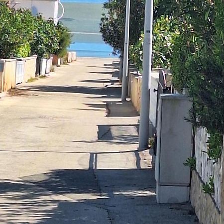 H&F Apartmani Vir Bagian luar foto