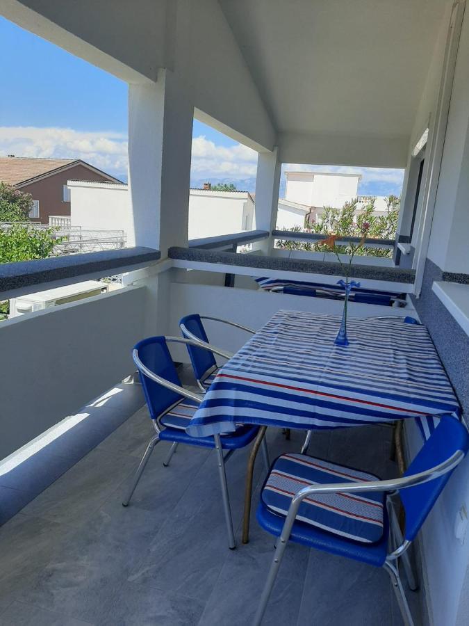 H&F Apartmani Vir Bagian luar foto